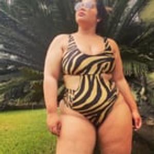 Preview thumbnail for My BBW on instagram vrs in my gallery