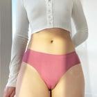 Preview thumbnail for I think this might be the cutest cameltoe you’ll see today