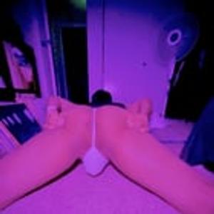 Preview thumbnail for Come watch me spread my cheeks and show off my hole! 🍑😈