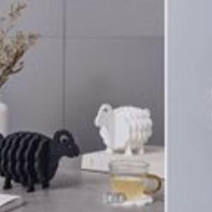 Preview thumbnail for Pleas help me find these sheep coasters!