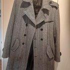 Preview thumbnail for Op shopping, found a coat but can't find the brand online