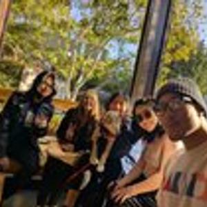 Preview thumbnail for Been meeting so many new friends from this reddit and the discord group! 