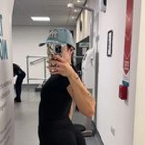 Preview thumbnail for I out lift most of the men in the gym on leg day