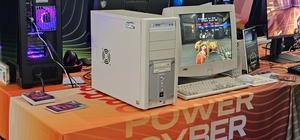 Preview thumbnail for Sexiest PC I've seen in a long time...
