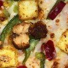 Preview thumbnail for Domino’s delivered a vegetarian pizza with pieces of chicken in it.