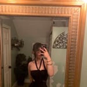 Preview thumbnail for Found this cool mirror at a house party. 🎈